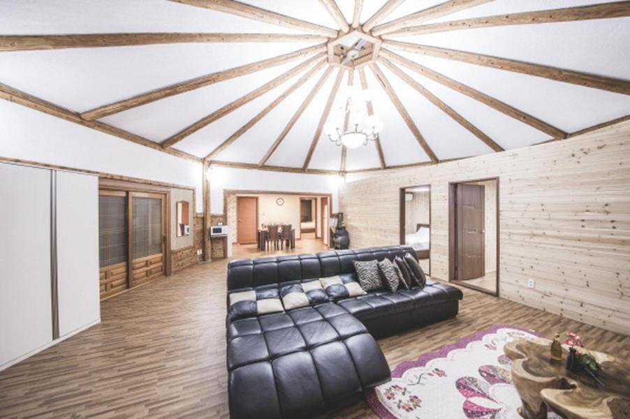 Sunyang Village Pension Jeju Exterior photo