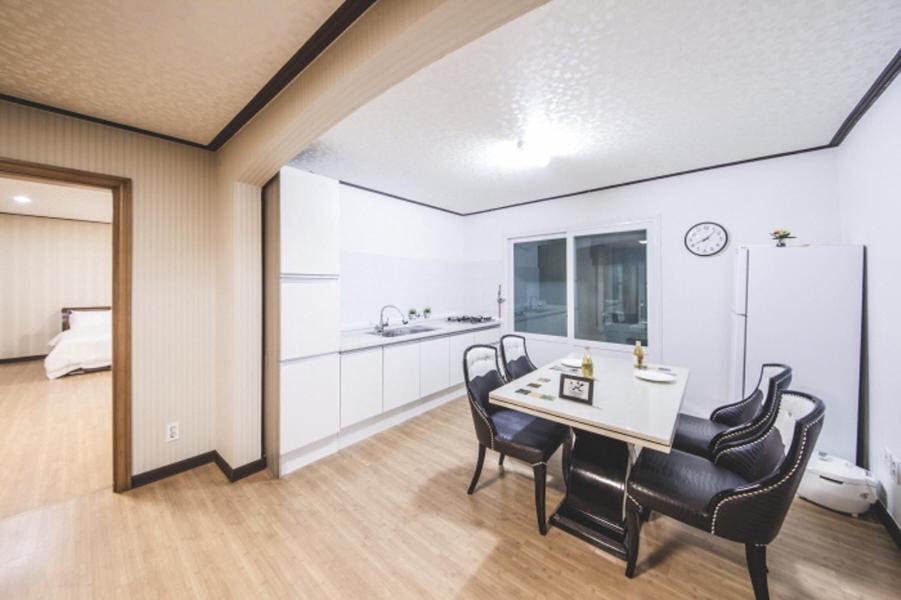 Sunyang Village Pension Jeju Exterior photo